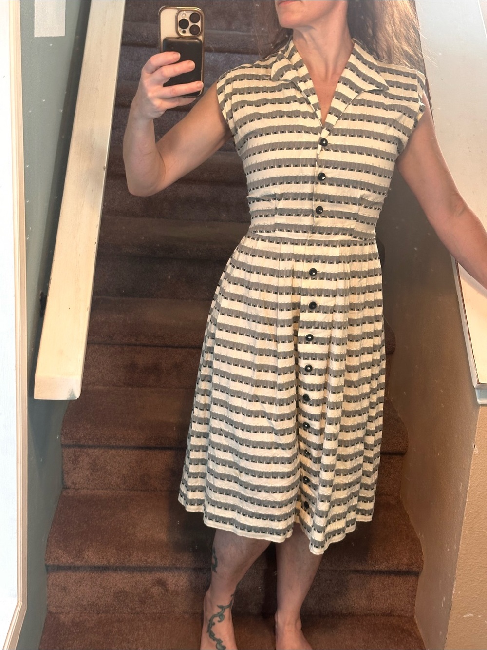 Vintage 1950s Sleeveless Button-Front Striped Fit & Flare Dress - Cream and Gray